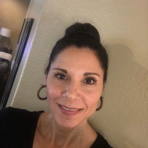 Meet your Posher, Kristen